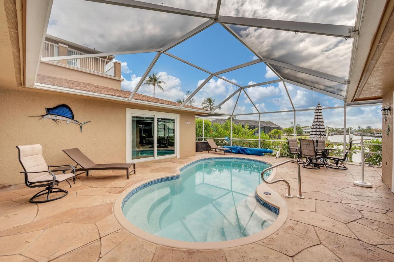 Sandcastles Of Marco Island Waterfront Private Pool Villa Exterior photo